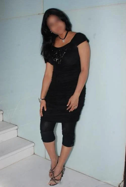 Call Girls Malhargarh